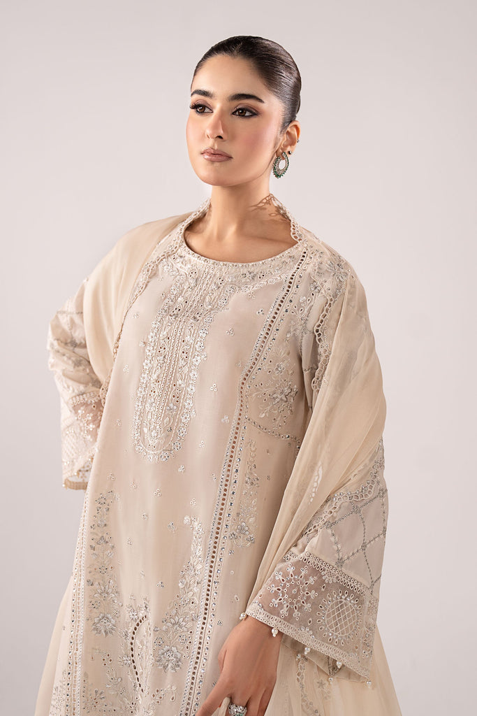 3 Piece Embroidered Lawn Suit with Scalloped Border – White