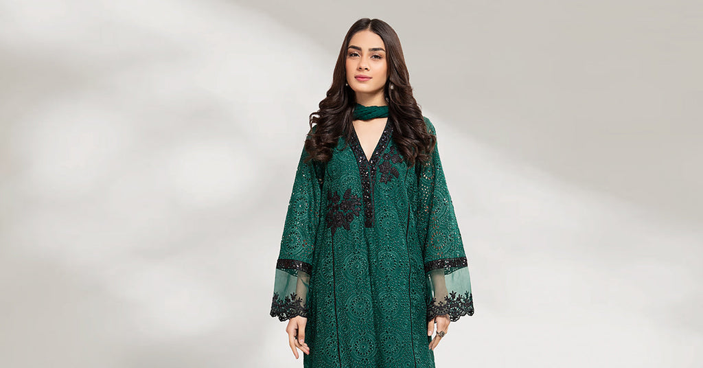 Green 3 Piece Embroidered Lawn Suit