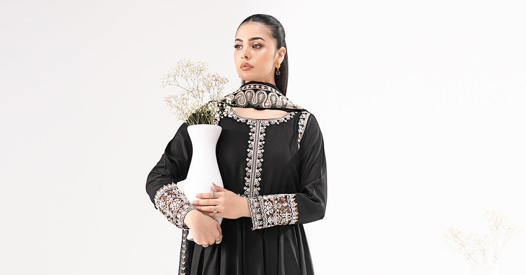3 Piece Embroidered Linen Suit – Black