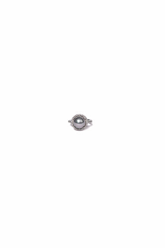 Pearl Gallery - Grey Ring