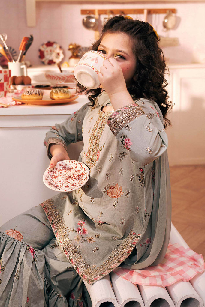 3 Piece Embroidered Lawn Suit for Girls in Light Green