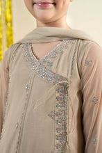 Load image into Gallery viewer, Girls 3 Piece Embroidered Net Suit - Off White