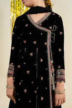 Load image into Gallery viewer, Girls 3 Piece Embroidered Velvet Suit - Black