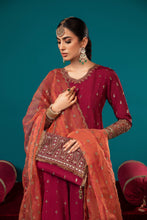 Load image into Gallery viewer, Maroon 3 Piece Embroidered Raw Silk Suit
