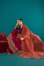 Load image into Gallery viewer, Maroon 3 Piece Embroidered Raw Silk Suit