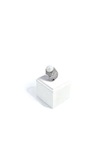 Load image into Gallery viewer, Pearl Crown - White Ring